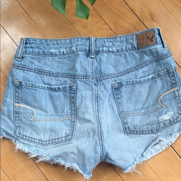 Shorts - Picture 3 of 3